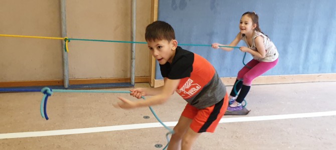 Bewegung und Sport mit Hopsi Hopper im März