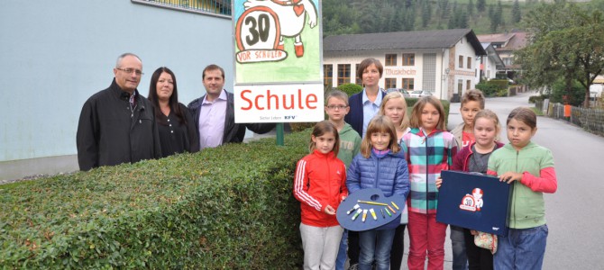 Tempo 30 vor der Schule